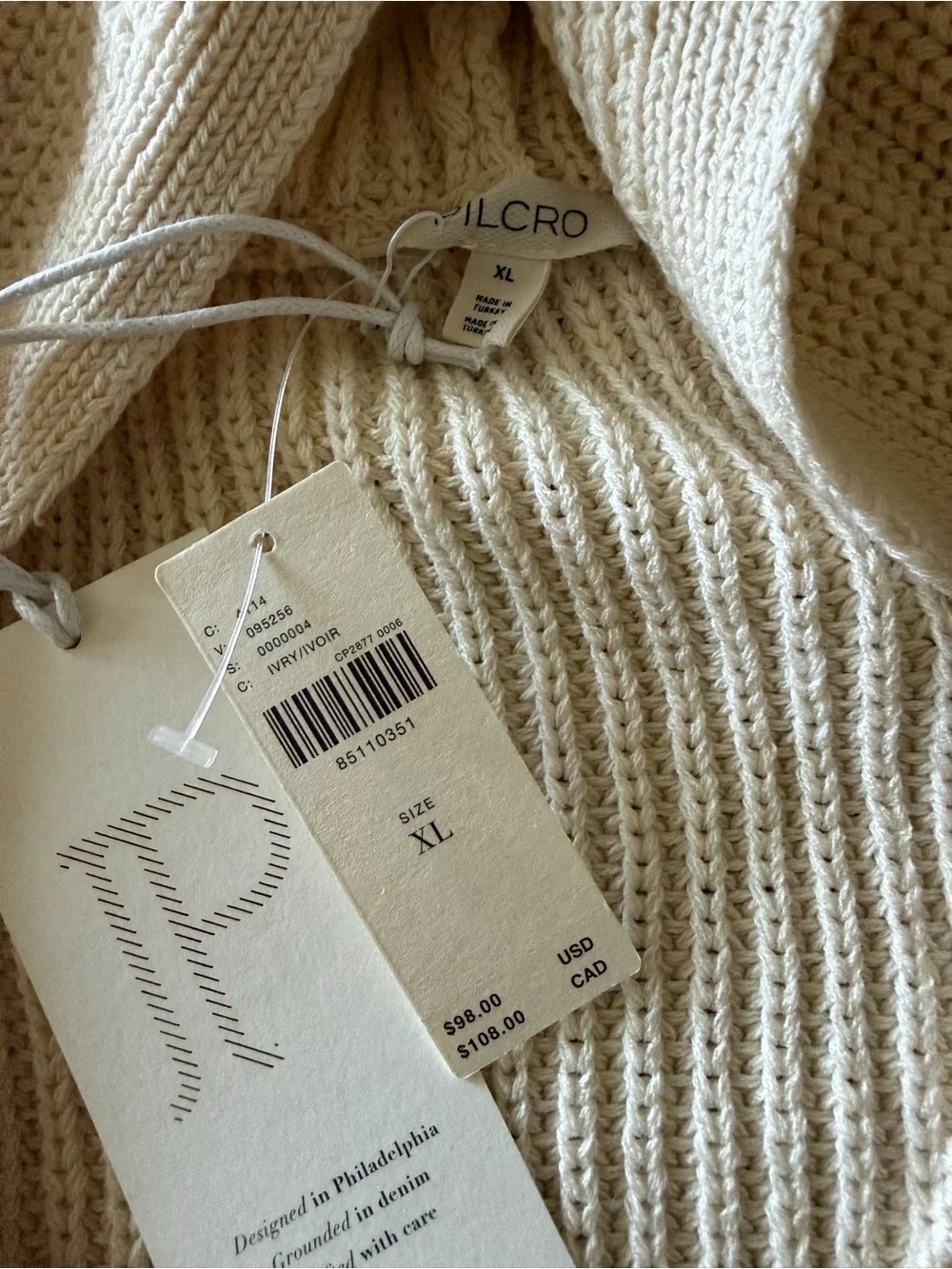 NWT Pilcro V-neck hooded sweater vest - XL